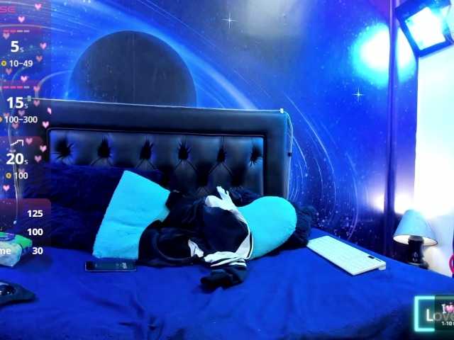 liitle-angels online show from August 6, 7:46 pm