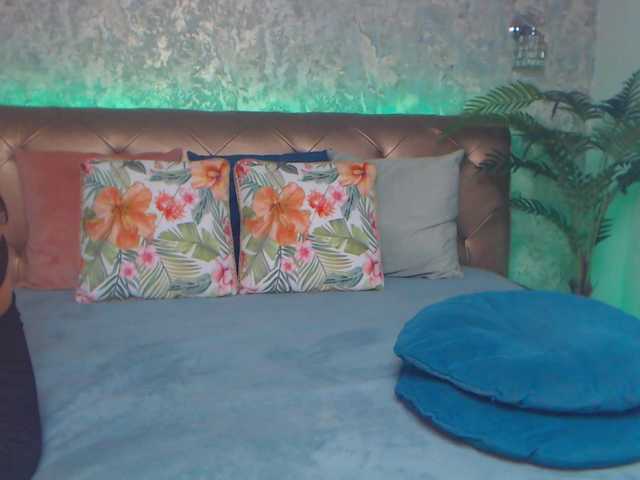 lindacarter9 online show from July 28, 5:24 am