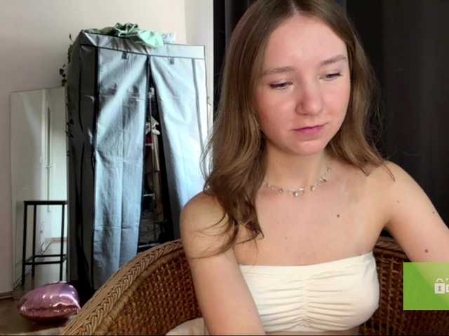 lisasmall online show from August 2, 4:58 pm