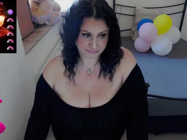 lisette- online show from May 23, 2:31 pm