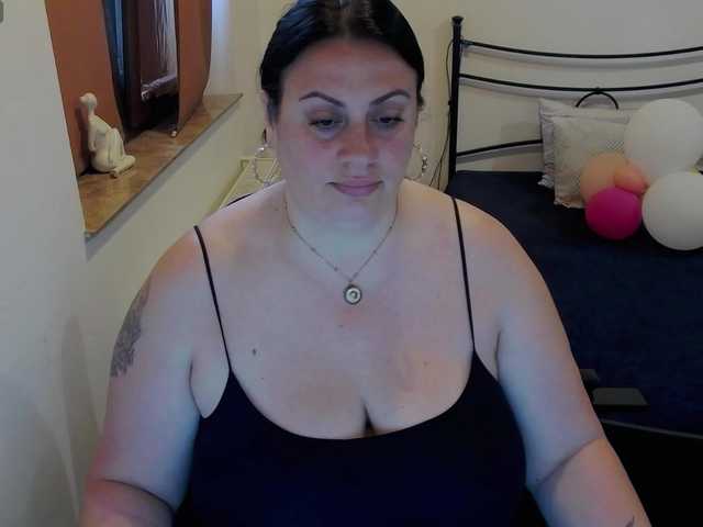 lisette- online show from June 3, 6:50 am