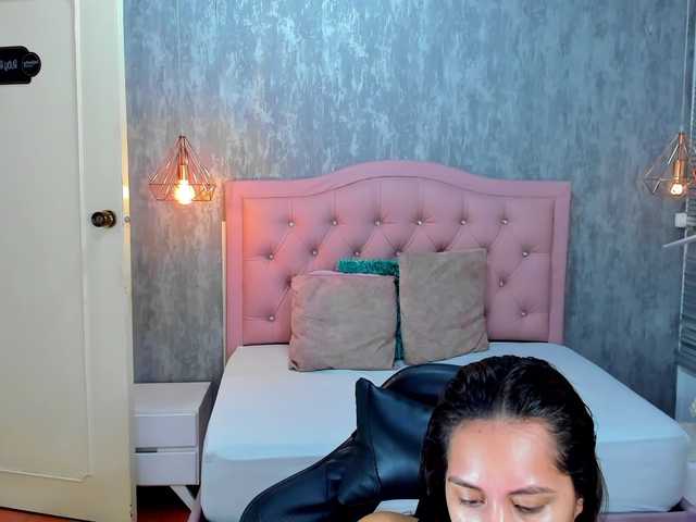 lissa-jhonson online show from August 8, 3:28 am