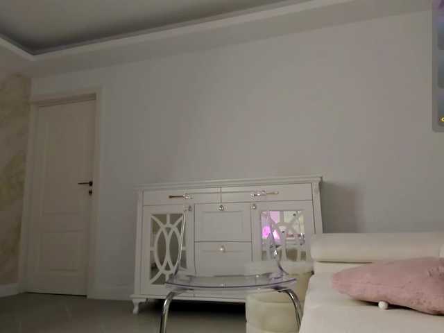 lissababe online show from July 7, 10:57 pm