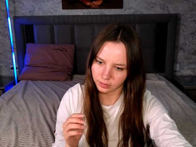 lolytaberryy online show from August 9, 12:17 pm