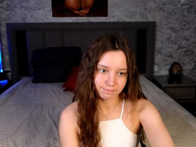 lolytaberryy online show from August 14, 1:04 pm