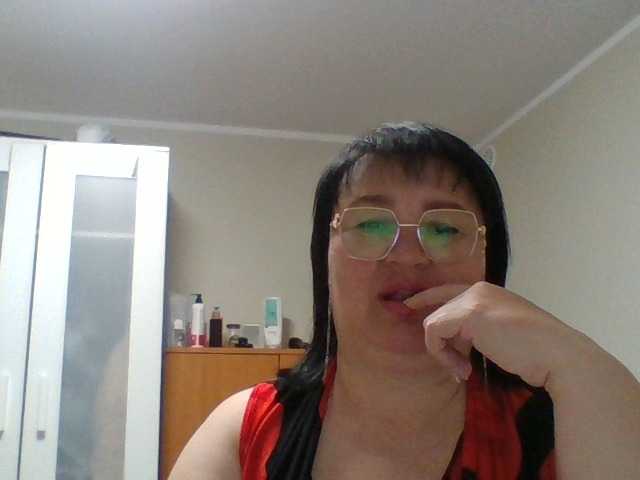 lora805608 online show from May 2, 9:52 pm