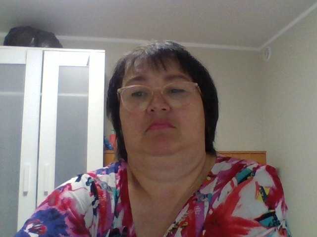 lora805608 online show from May 31, 9:55 am