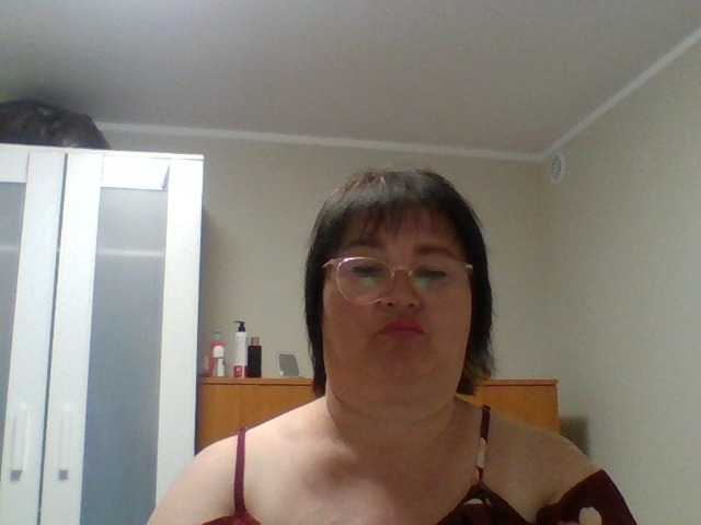lora805608 online show from June 6, 10:59 pm