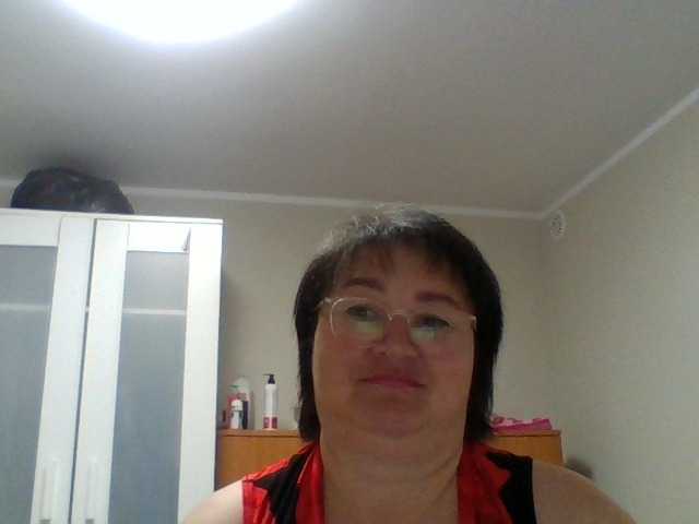 lora805608 online show from June 12, 10:06 pm
