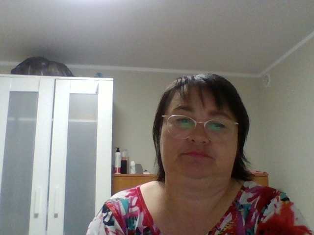 lora805608 online show from June 21, 11:05 pm