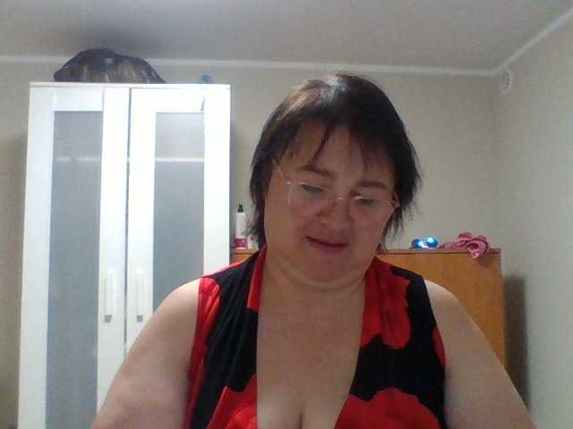lora805608 online show from June 23, 7:37 pm