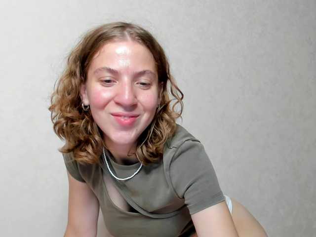 lostmoon online show from August 3, 10:50 pm