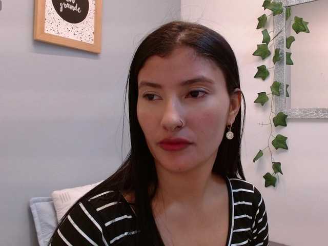 louisk2 online show from August 10, 11:22 am