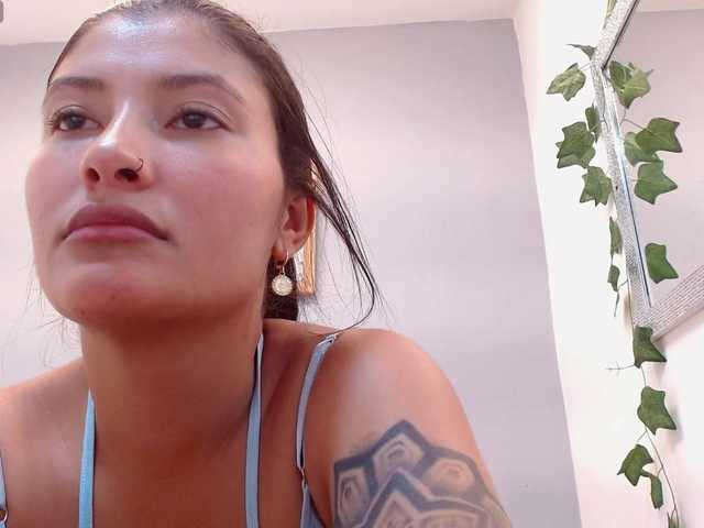 louisk2 online show from August 11, 3:36 pm