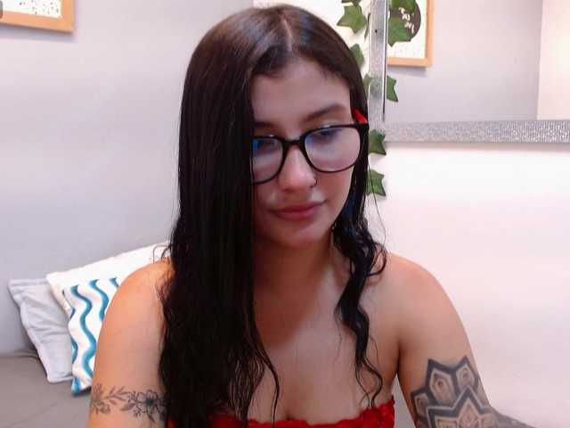 louisk2 online show from August 12, 4:53 pm