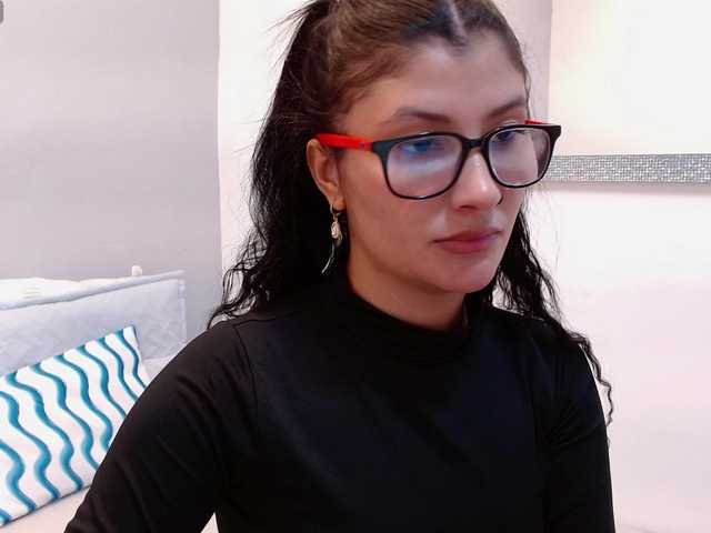 louisk2 online show from August 14, 6:33 pm