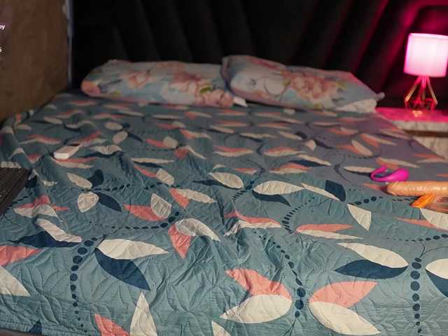 lovethickmommy online show from August 5, 2:48 pm