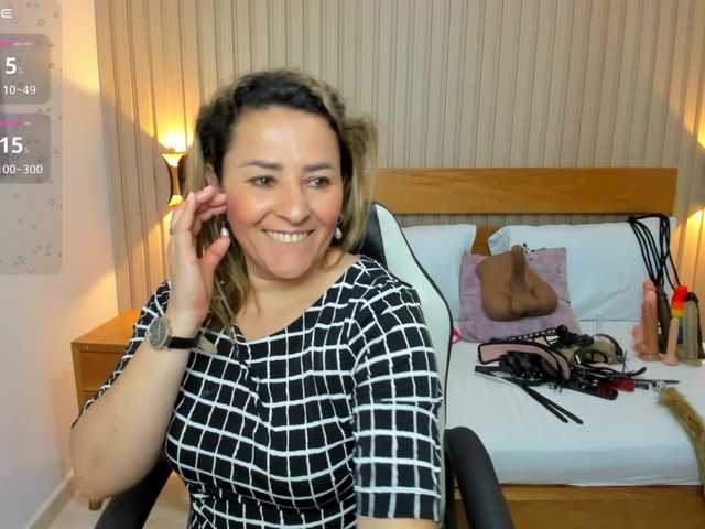 luciana-ballesteros online show from August 10, 3:35 pm