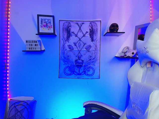 luciferdevil1 online show from July 24, 6:44 pm