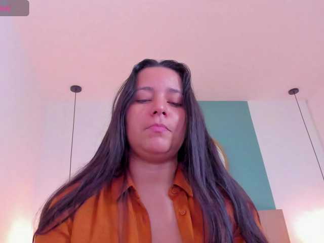 lucy-blue28 online show from August 14, 1:15 pm