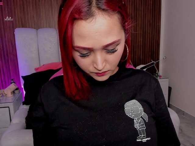 lucybeatifull online show from August 10, 10:33 pm