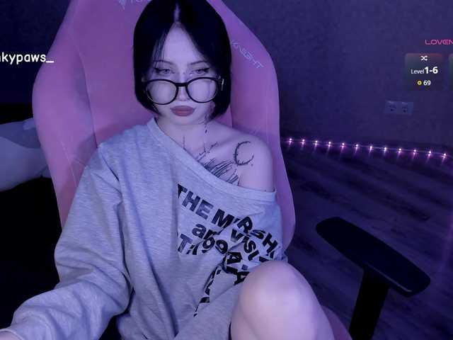 luvsoak online show from August 9, 2:18 pm