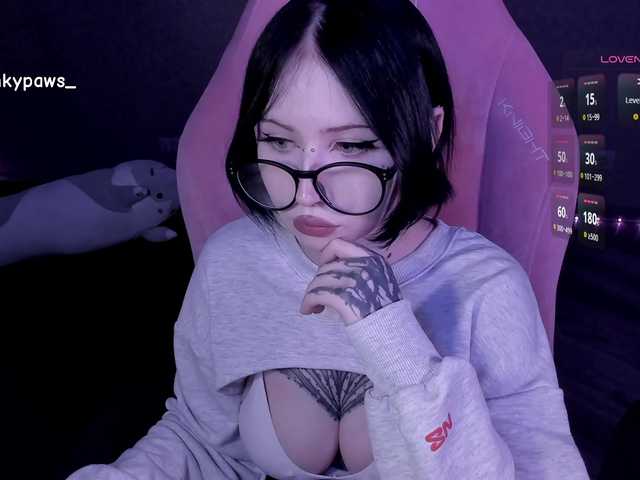 luvsoak online show from August 10, 1:34 pm
