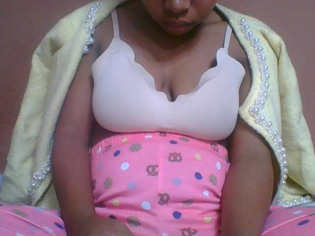 lydia11 online show from August 10, 6:04 am