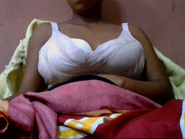lydia11 online show from August 14, 3:37 pm