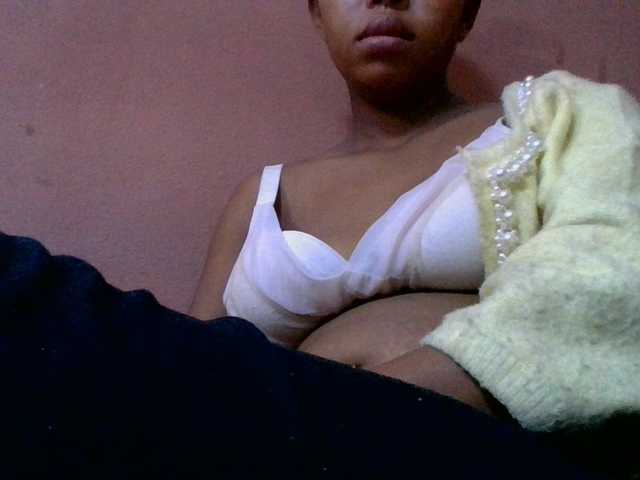 lydia11 online show from August 15, 2:37 am
