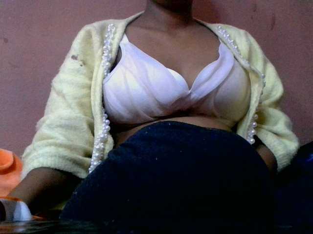 lydia11 online show from August 15, 9:46 am