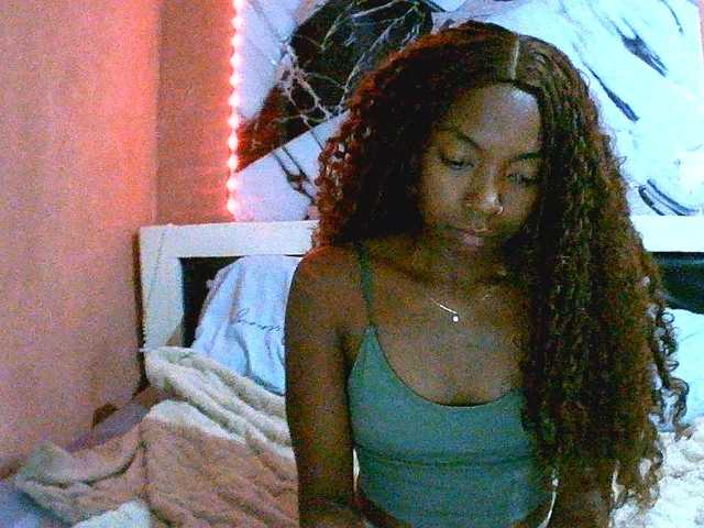 maliah online show from June 8, 4:35 pm