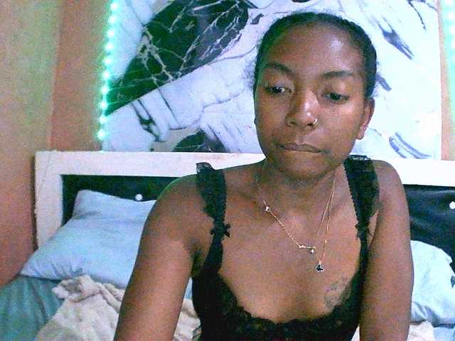 maliah online show from June 10, 6:25 pm