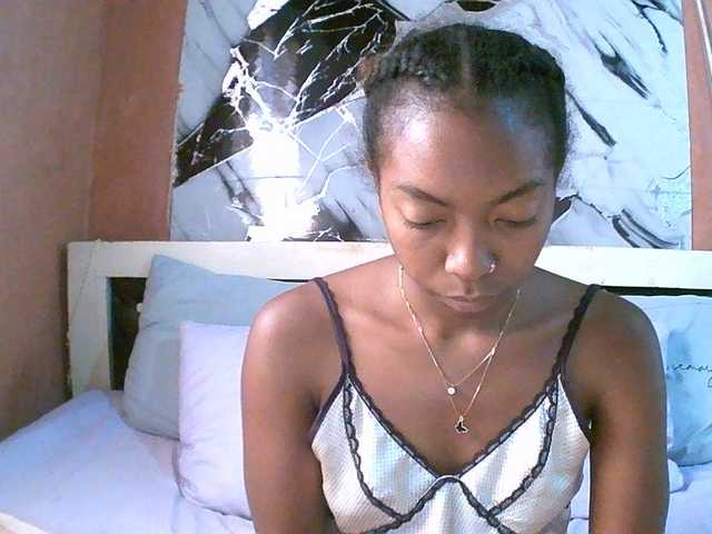 maliah online show from June 11, 12:11 pm
