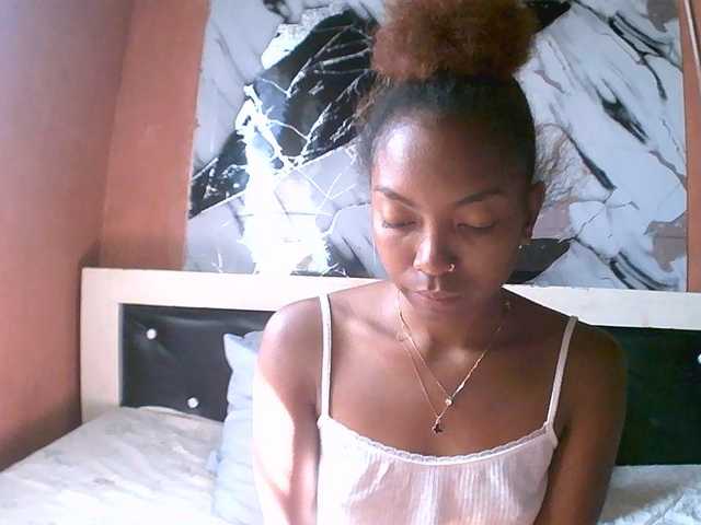 maliah online show from June 18, 9:09 am