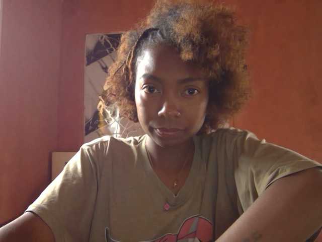 maliah online show from August 9, 8:15 am
