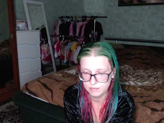 malvinella online show from July 26, 6:24 pm