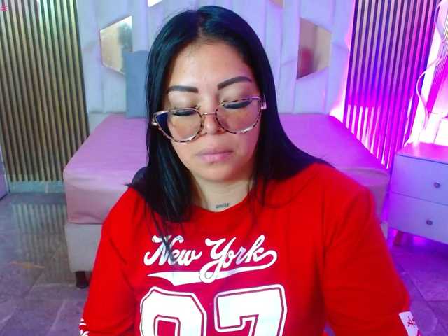 martina-tay online show from July 16, 4:24 am
