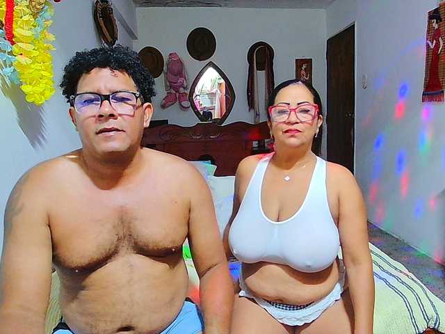 maturecouplesex1 online show from April 15, 3:19 pm