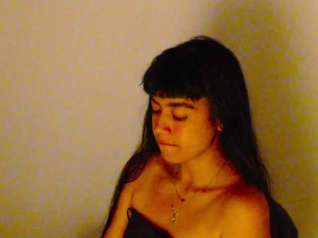 meganmiauu online show from August 12, 1:30 am