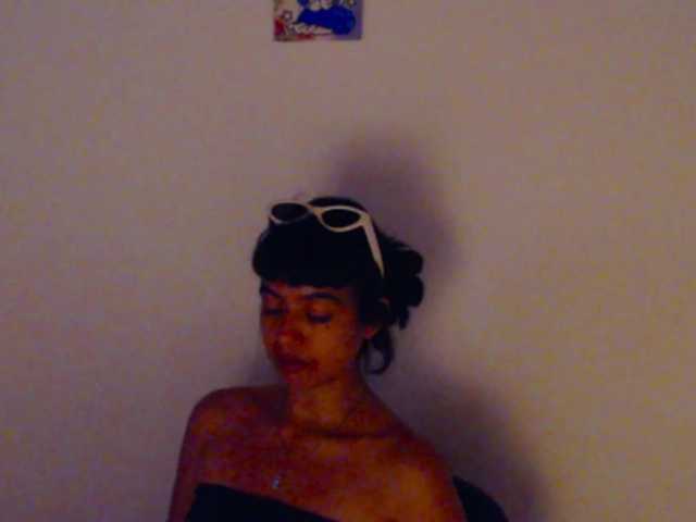 meganmiauu online show from August 13, 5:27 pm