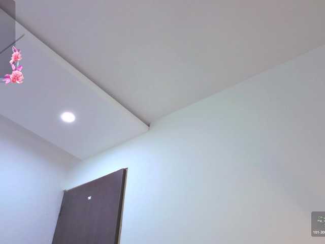 megansexy01 online show from August 14, 5:49 pm
