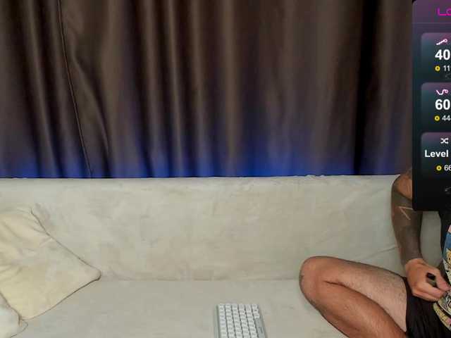 mia-max online show from July 27, 11:21 pm