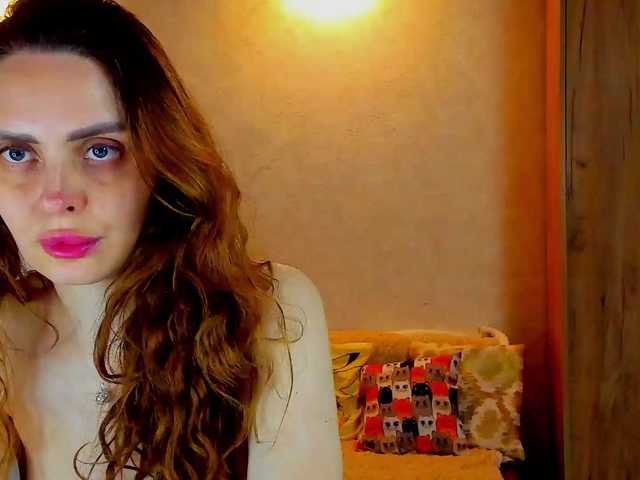 miagrantes online show from August 11, 7:16 pm