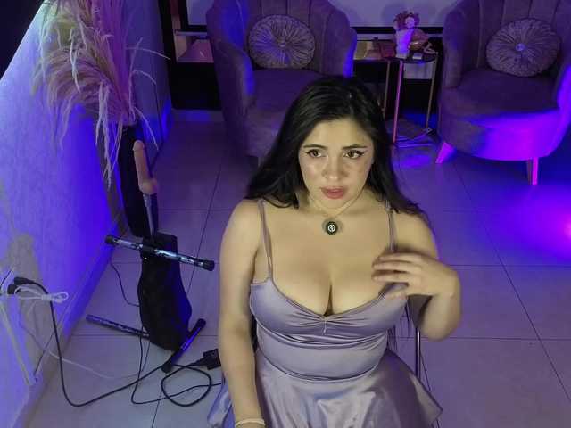 miasecretoficial online show from July 26, 3:44 am