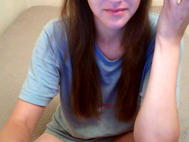 TanaShemow online show from August 5, 9:57 pm