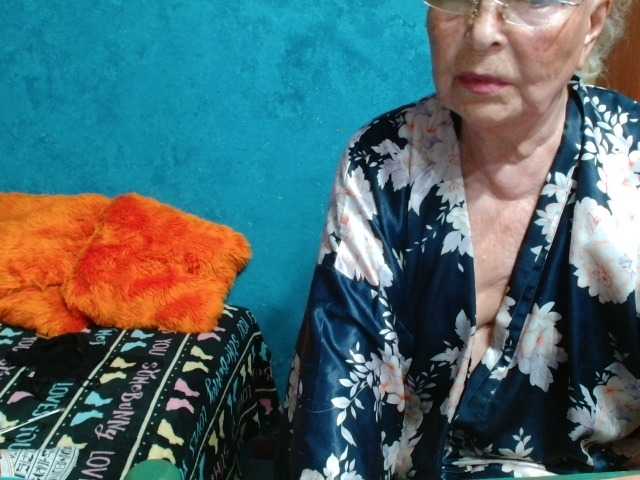milo4ka77 online show from August 6, 5:45 pm
