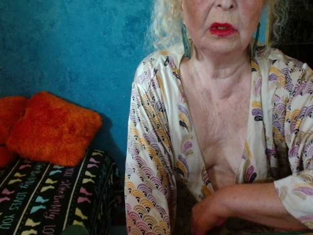 milo4ka77 online show from August 7, 2:39 pm