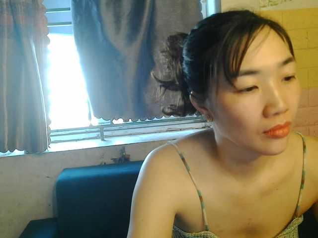 minanaxx online show from August 10, 8:27 am