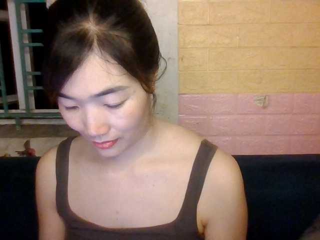 minanaxx online show from August 12, 2:41 pm